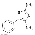Amifenazole  um estimulante respiratrio tradicionalmente utilizado como para overdose de drogas opicias, barbitricos e outras drogas sedativas e tratamento de falha respiratria. Frmula molecular C9H9N3S. Massa molar 191,253 g/mol. Nomenclatura IUPAC (sistemtica) 5-phenyl-1,3-thiazole-2,4-diamine. <br/><br/> Palavras-chave: Amifenazole. Medicamentos. Qumica orgnica. Doping.